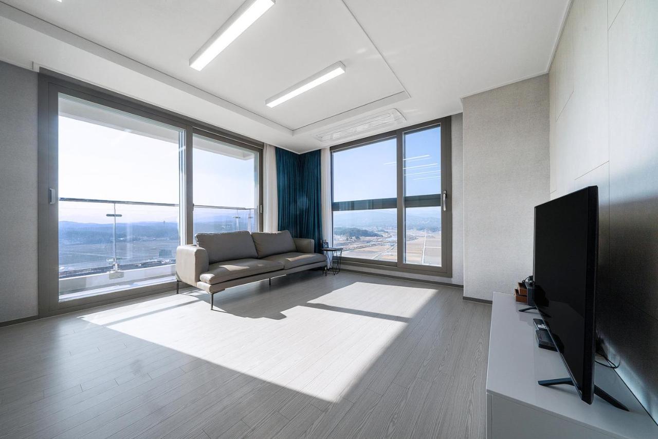 Gangneung Chonpines Ocean Suites Hotel Екстериор снимка