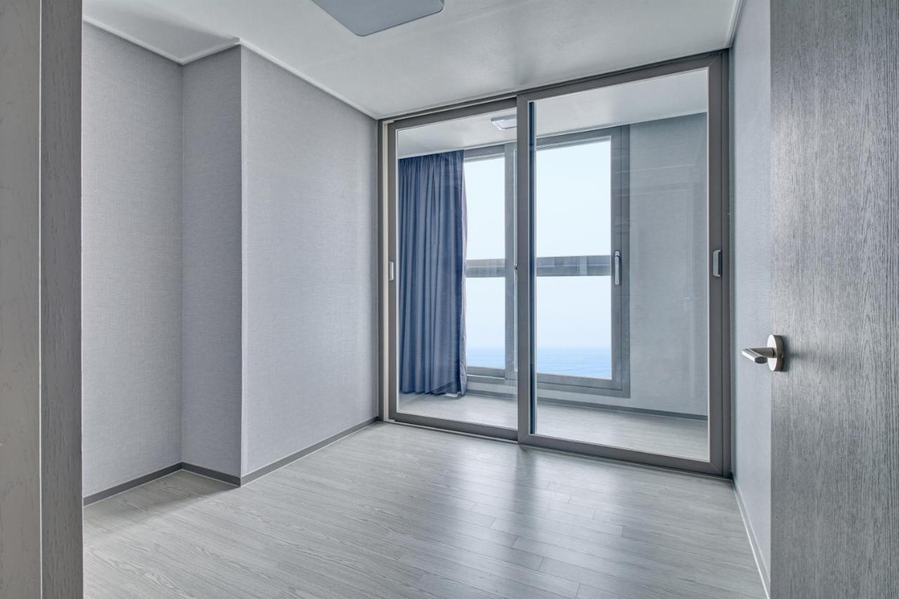 Gangneung Chonpines Ocean Suites Hotel Екстериор снимка