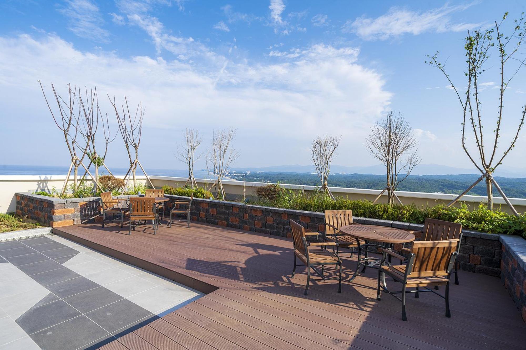 Gangneung Chonpines Ocean Suites Hotel Екстериор снимка