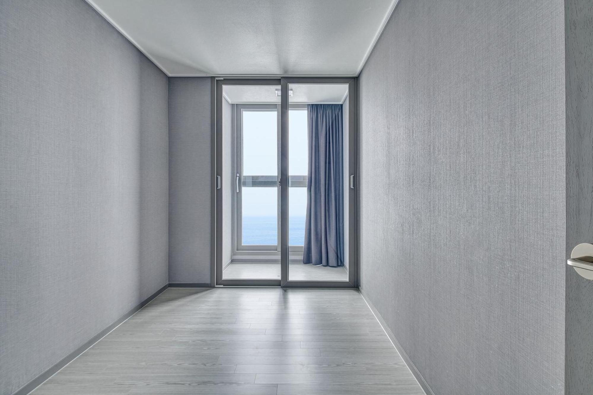 Gangneung Chonpines Ocean Suites Hotel Екстериор снимка