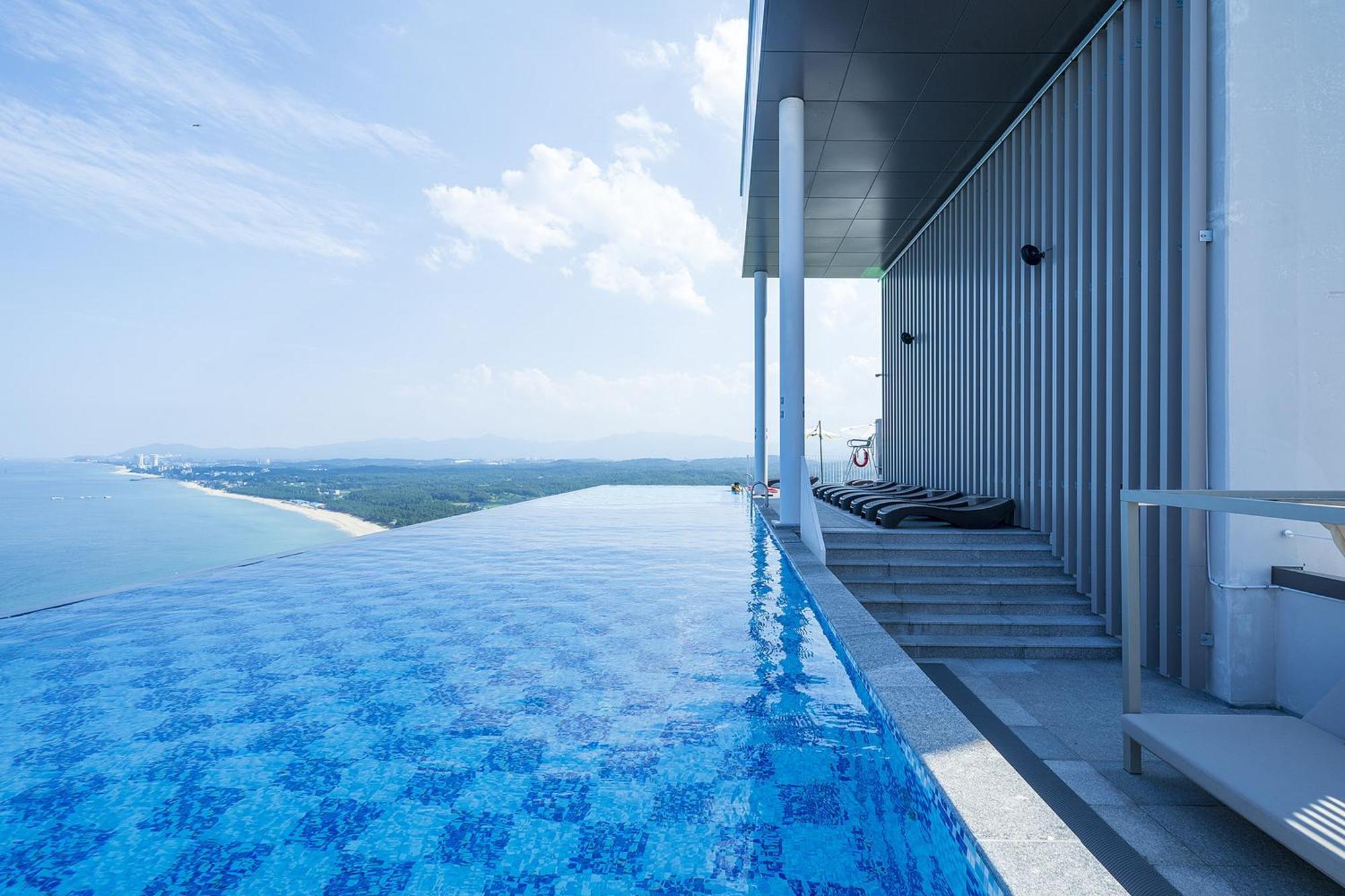 Gangneung Chonpines Ocean Suites Hotel Екстериор снимка